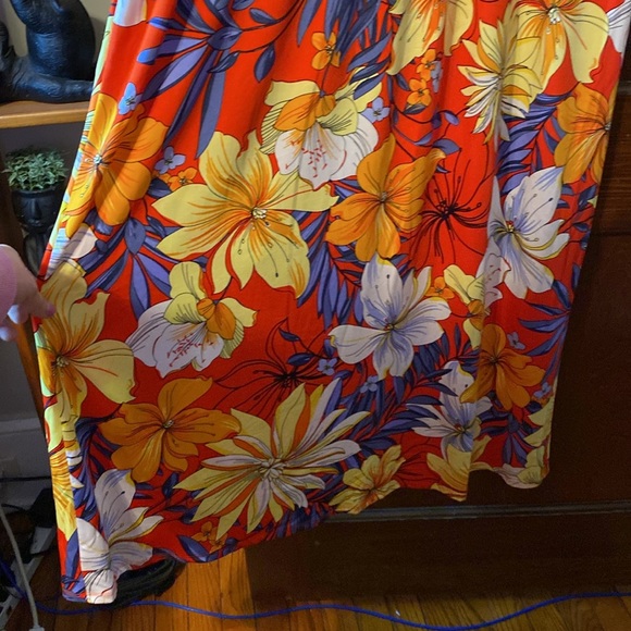 Brand new Stella & Julie, tropical floral print V-neck maxi dress 😍😍😍 - Picture 8 of 10
